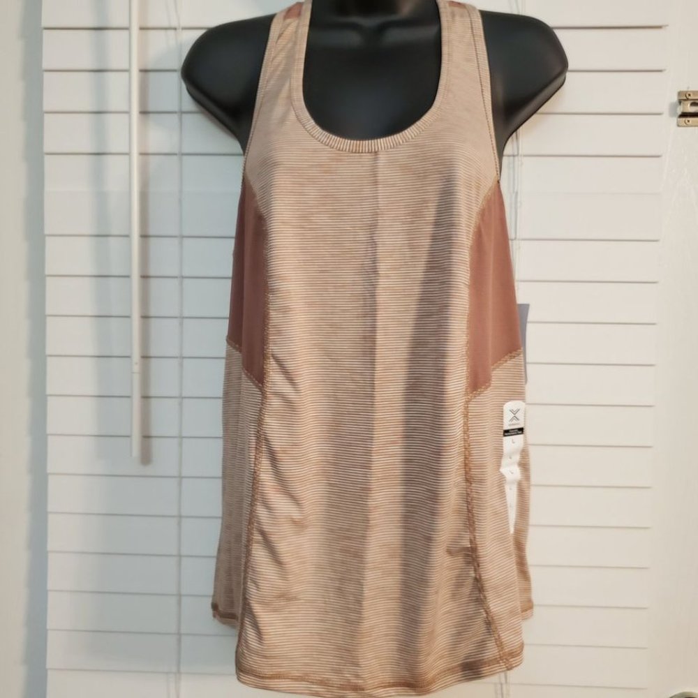 NEW Sports Top XERSION Size L Pink Short sleeve